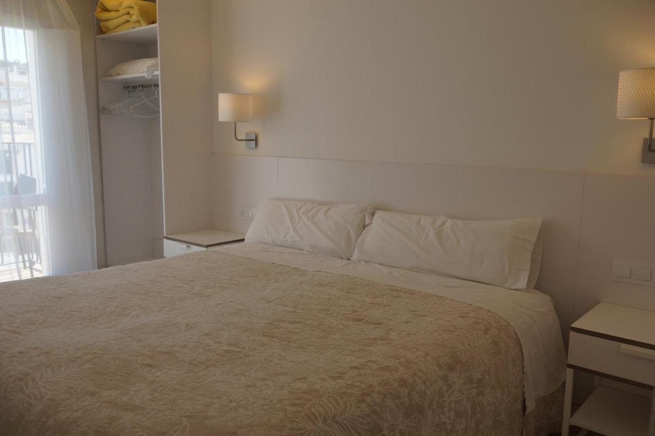 Hostal Marina Cadaques Exterior photo