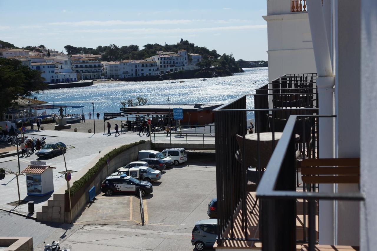 Hostal Marina Cadaques Exterior photo