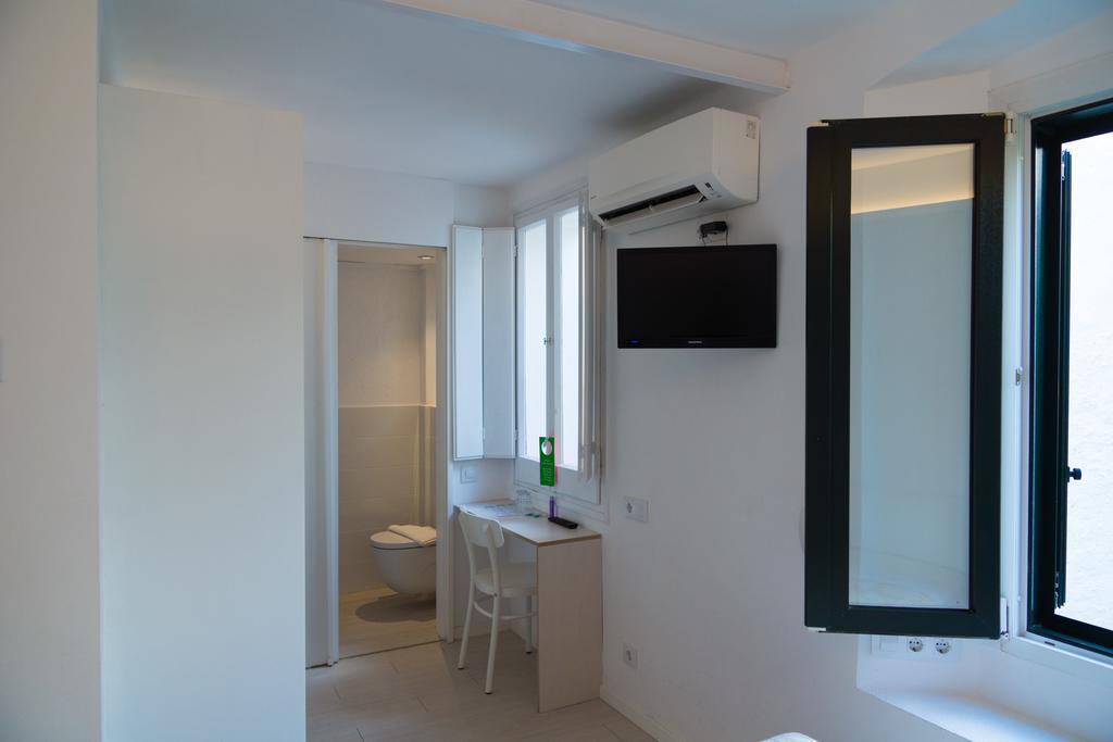 Hostal Marina Cadaques Exterior photo